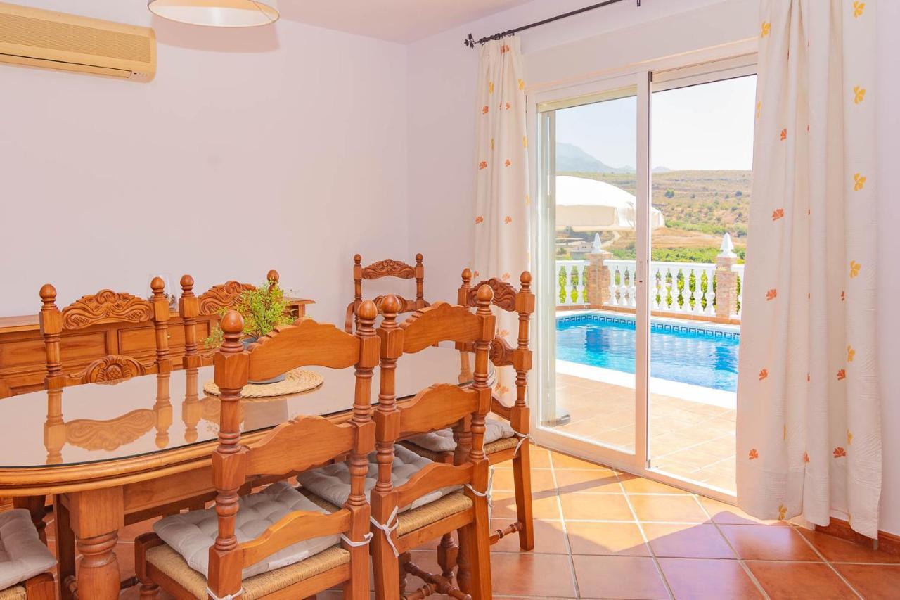 Villa Andalucia: Cerca De Todo, Intimidad Y Espacio Nerja Dış mekan fotoğraf