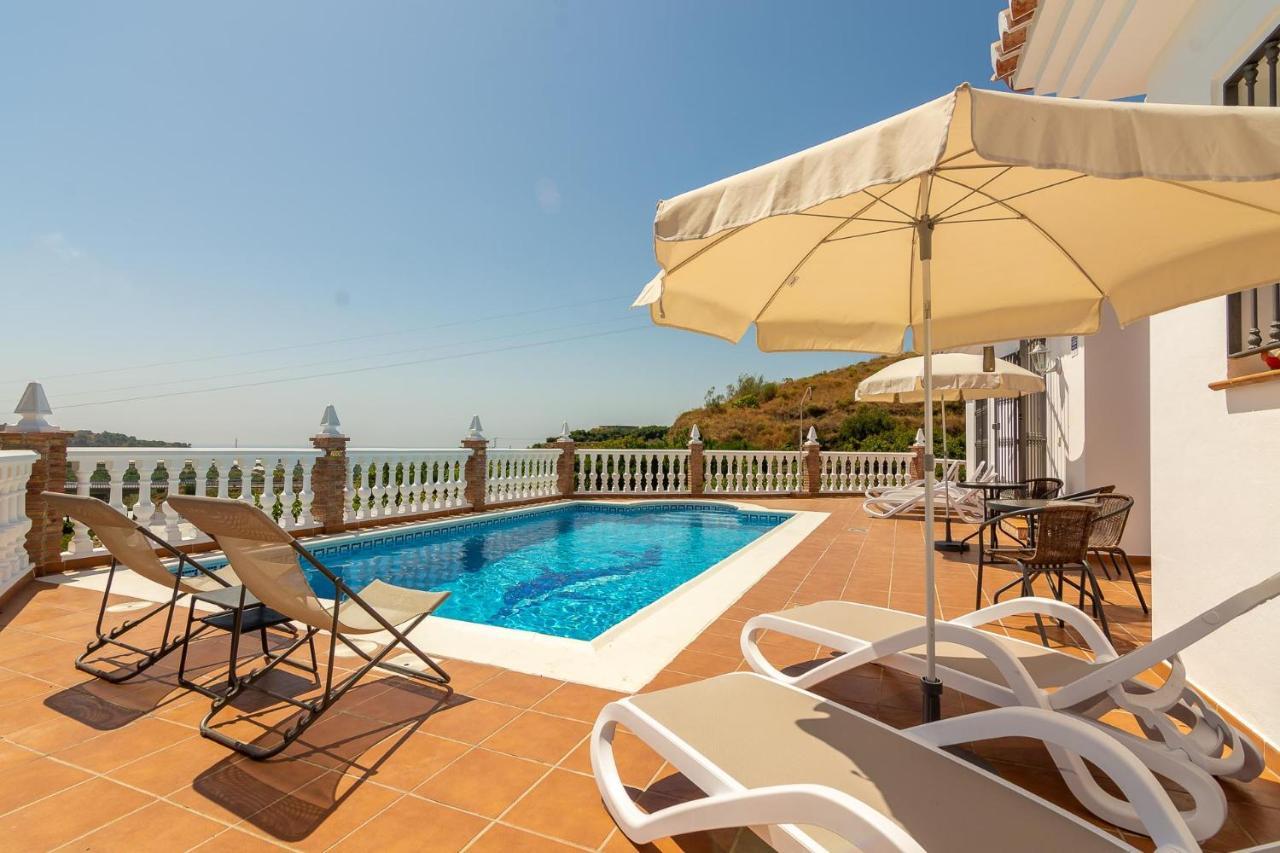 Villa Andalucia: Cerca De Todo, Intimidad Y Espacio Nerja Dış mekan fotoğraf
