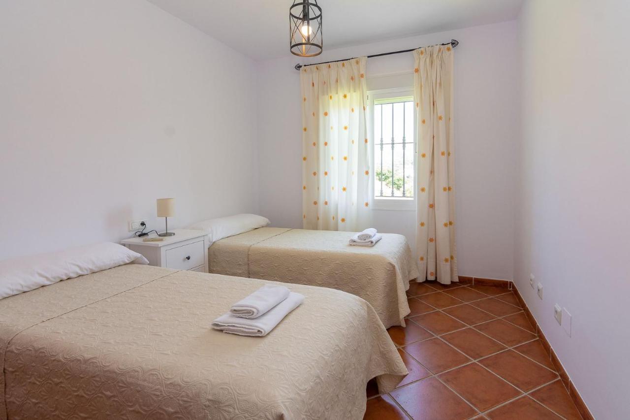 Villa Andalucia: Cerca De Todo, Intimidad Y Espacio Nerja Dış mekan fotoğraf