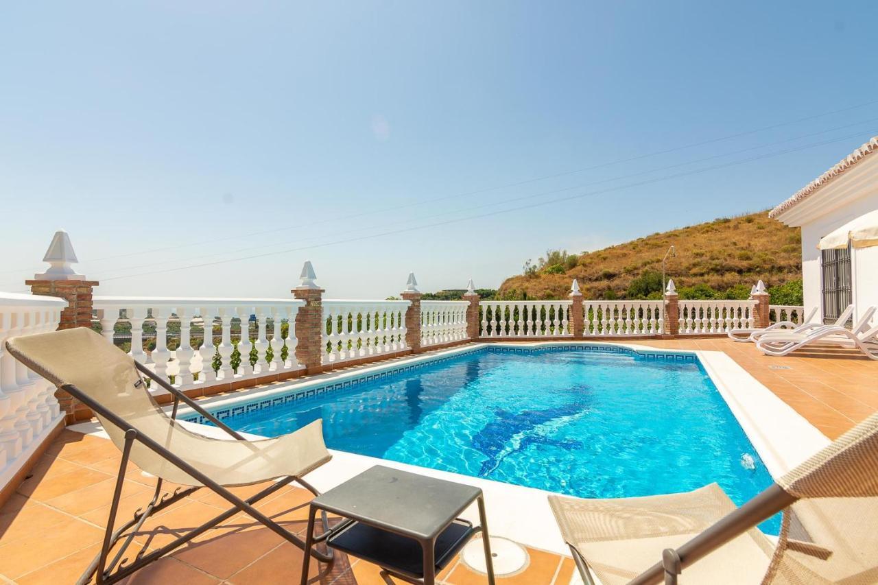 Villa Andalucia: Cerca De Todo, Intimidad Y Espacio Nerja Dış mekan fotoğraf