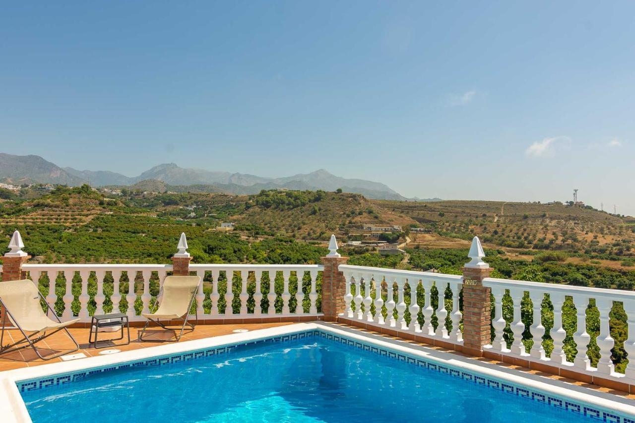 Villa Andalucia: Cerca De Todo, Intimidad Y Espacio Nerja Dış mekan fotoğraf