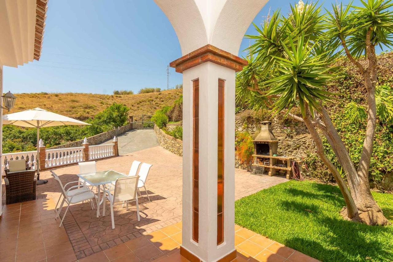 Villa Andalucia: Cerca De Todo, Intimidad Y Espacio Nerja Dış mekan fotoğraf