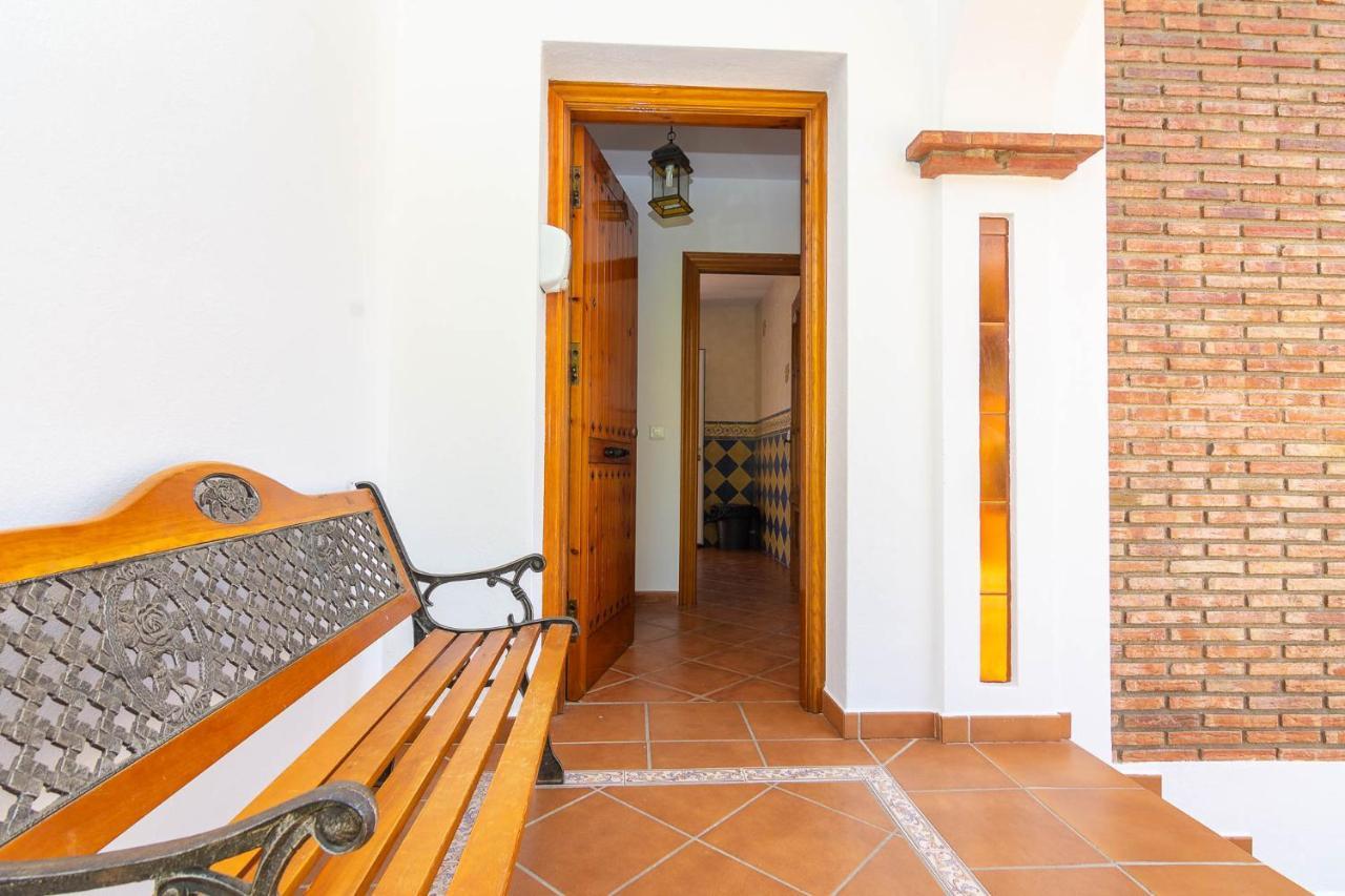 Villa Andalucia: Cerca De Todo, Intimidad Y Espacio Nerja Dış mekan fotoğraf