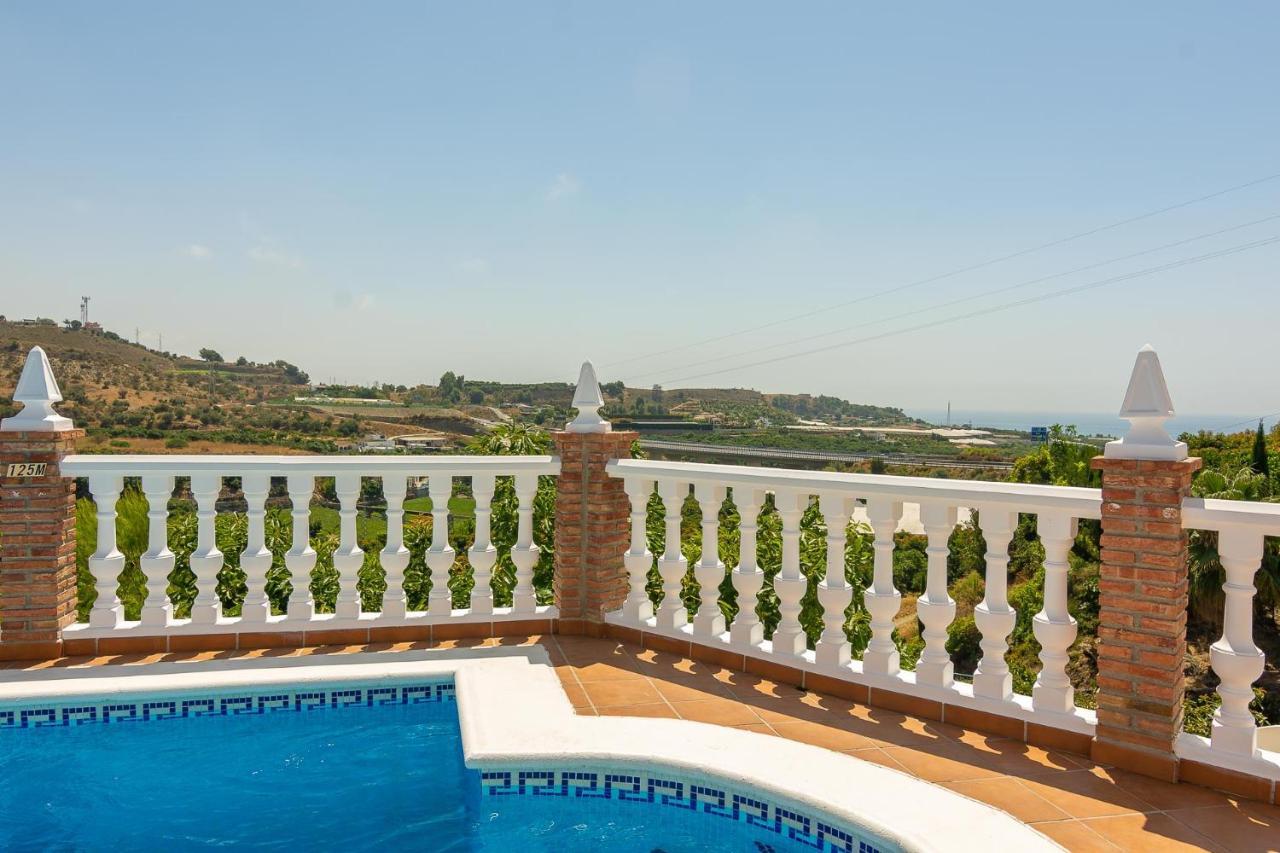 Villa Andalucia: Cerca De Todo, Intimidad Y Espacio Nerja Dış mekan fotoğraf